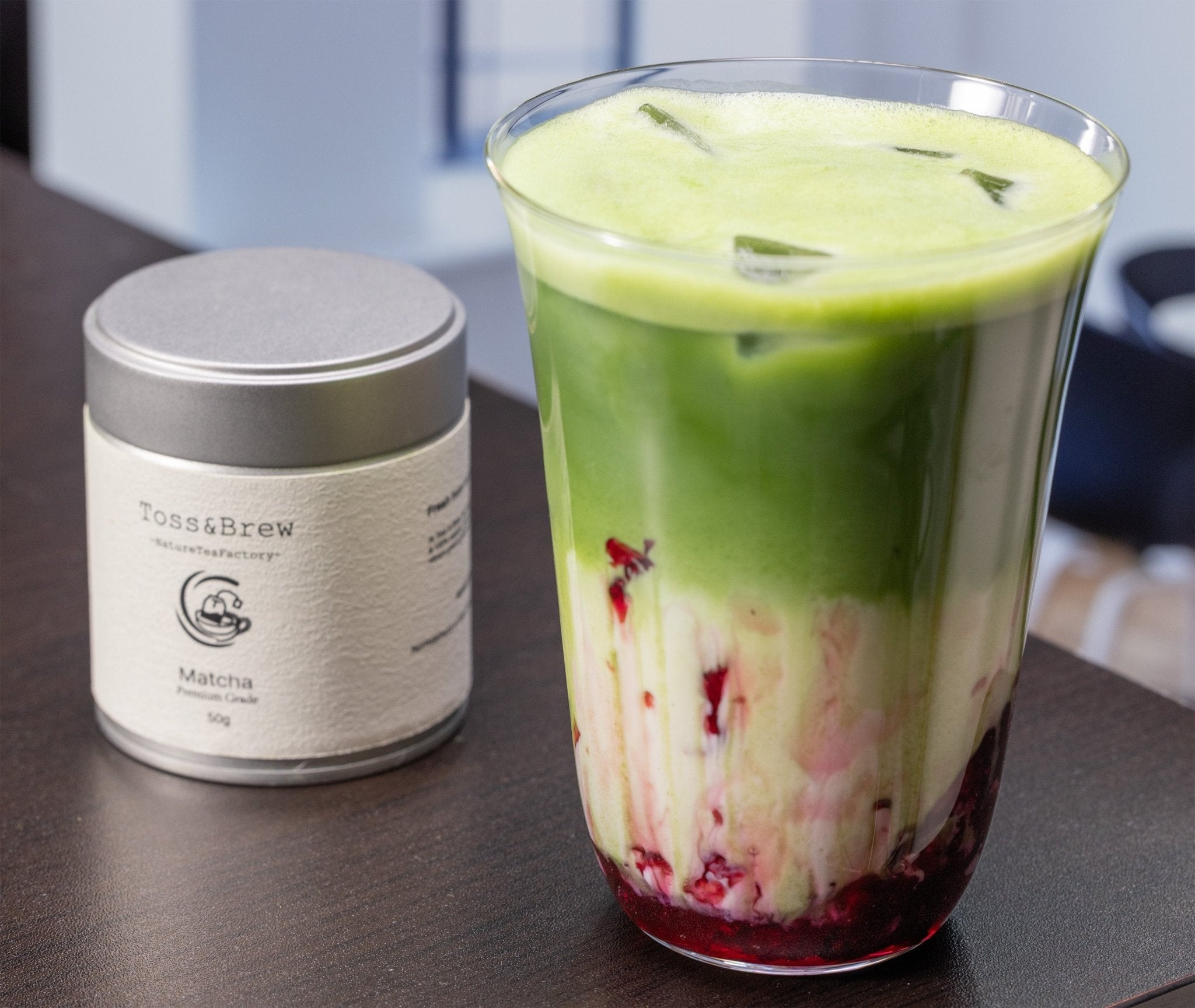Elevate Your Home Party with a Matcha Cocktail Twist – Toss&Brew